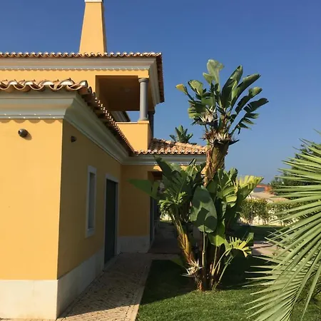 Ancora فيلة *